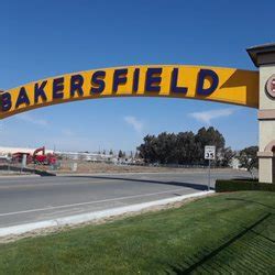 The Bakersfield Sign - Landmarks & Historical Buildings - Sillect Ave ...