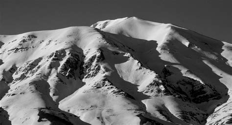 Mount Damavand photos, Skiing Iran's Highest Peak