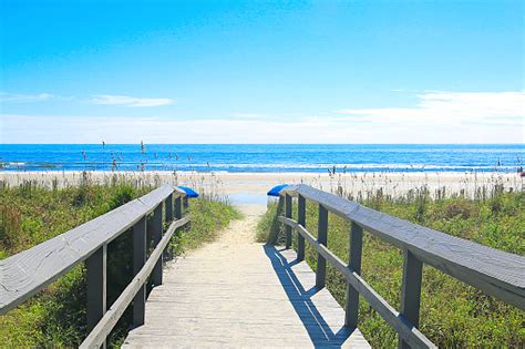 Isle Of Palms South Carolina Beach Stock Photo - Download Image Now ...