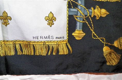 STORAGE UNIT AUCTION FIND - COLLECTION OF VINTAGE(?) HERMES SCARVES ...