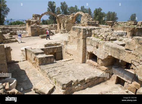 Saranda kolones castle paphos pafos cyprus hi-res stock photography and images - Alamy