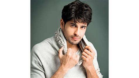 Sidharth Malhotra's 'Mission Majnu' goes on floor in Lucknow - Dynamite ...