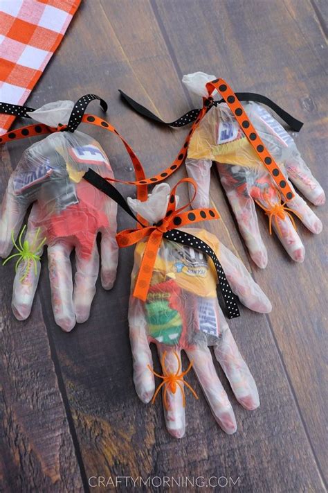 Halloween Candy Glove Treats for kids fun diy project craft idea. | Birthday halloween party ...