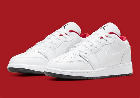 Air Jordan 1 Low GS "White/Red" 553560-164 | SneakerNews.com