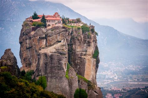 Ultimate Guide: How to Visit the Monasteries of Meteora, Greece