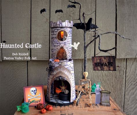 Haunted Halloween castle decoration made with recycled containers. #Halloween # ...