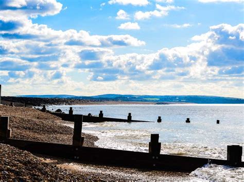 Milford-on-sea Beach - Hampshire | UK Beach Guide