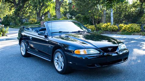 1998 Ford Mustang GT Convertible auction - Cars & Bids