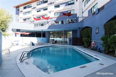 Aloft Scottsdale Pool: Pictures & Reviews - Tripadvisor