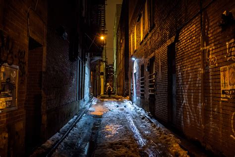 Dark Alley #2 [Explored] | Montreal, QC, Jan 2017. | Flickr