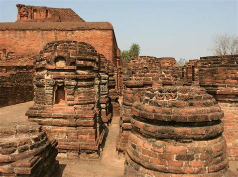 Archaeological Sites In India To Inspire Wanderlust In You: TripHobo