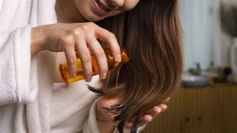 5 best oils for healthy hair | HealthShots