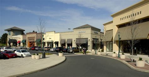 About Lehigh Valley Mall, Including Our Address, Phone Numbers ...