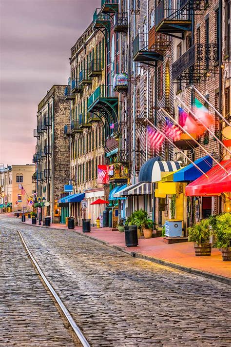 Where to Stay in Savannah Georgia According to a Local - Savannah First-Timer's Guide