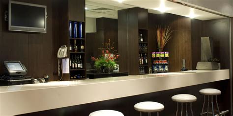 Restaurants Near Holiday Inn Melbourne Airport