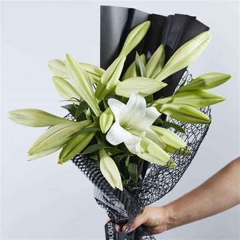 Sympathy & Funeral Flowers | Fabulous Flowers