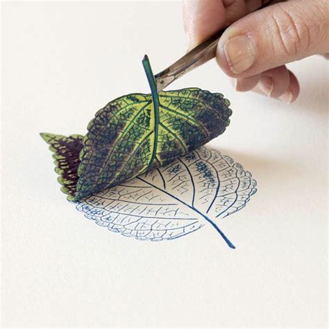 Printing with Leaves and Other Natural Objects | Leaf print art, Leaf crafts, Leaf art