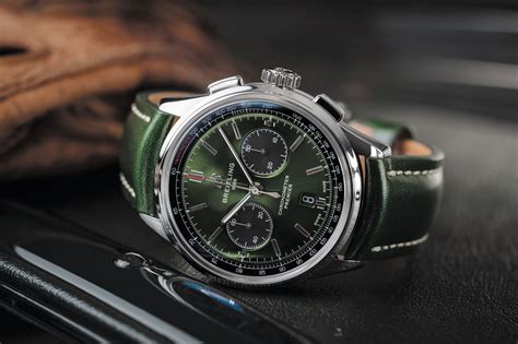 Luxury Watch Guide: Breitling Premier B01 Chronograph 42 Bentley British Rac­ing Green