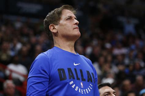 Why Did Mark Cuban Stop Playing The National Anthem At Dallas Mavericks Games? | IBTimes