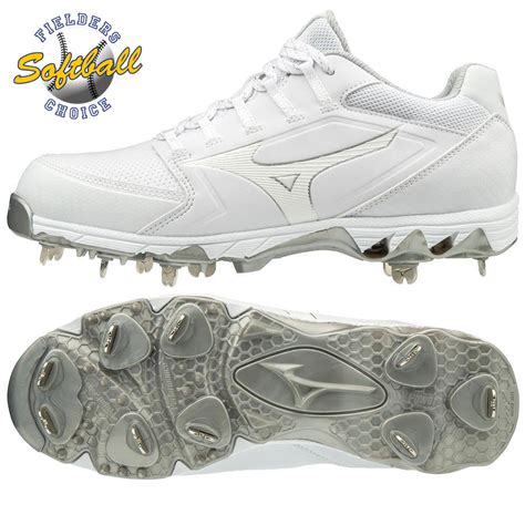 Mizuno 9 Spike Swift 7 Metal Womens Cleats