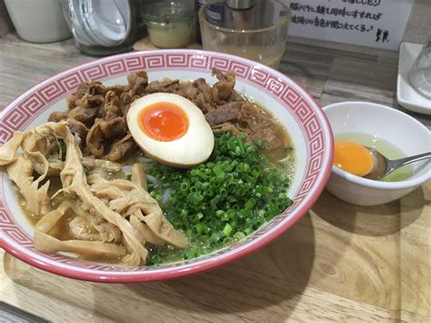 Tokushima ramen - somewhere between sukiyaki and gyudon in ramen form : ramen