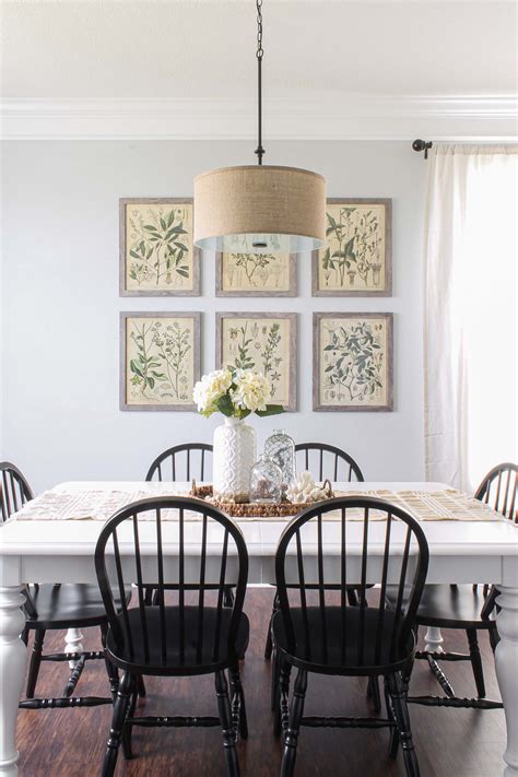 Coastal Farmhouse Dining Room - Caitlin Marie Design