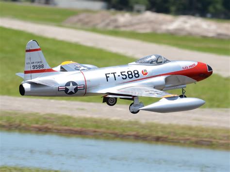 Road to Top Gun - Bob Violett, Lockheed F-80C Shooting Star - Model Airplane News