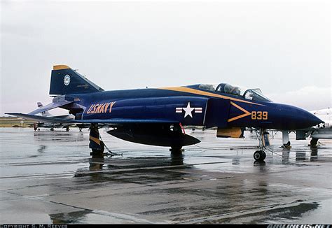 McDonnell Douglas F-4J Phantom II - USA - Navy | Aviation Photo #1565580 | Airliners.net