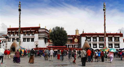 Jokhang temple: one of the most important temples in Tibet