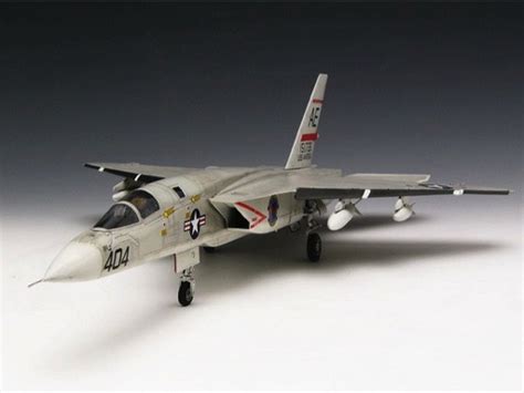 Scalehobbyist.com: RA-5C Vigilante by Trumpeter Models