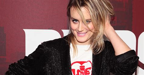 Who Is Taylor Schilling's Partner? Is She Dating? — Details