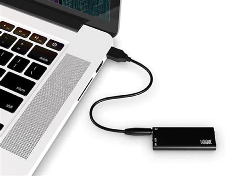 Save 18% On The Uqique USB Recorder With Playback - Geeky Gadgets