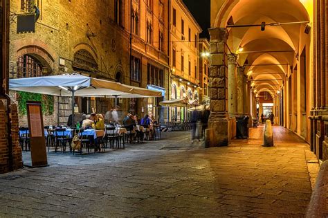 10 Great Restaurants in Bologna - Where to Eat in Bologna and What to Try? - Go Guides