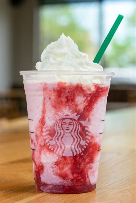 15 Starbucks Strawberry Drinks: Menu Favorites & More - Sweet Steep