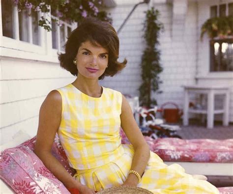 Jackie Kennedy Biography - Facts, Childhood, Family Life & Achievements