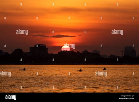 Sunset on west lake, Ho tay, Hanoi,V ietnam Stock Photo - Alamy