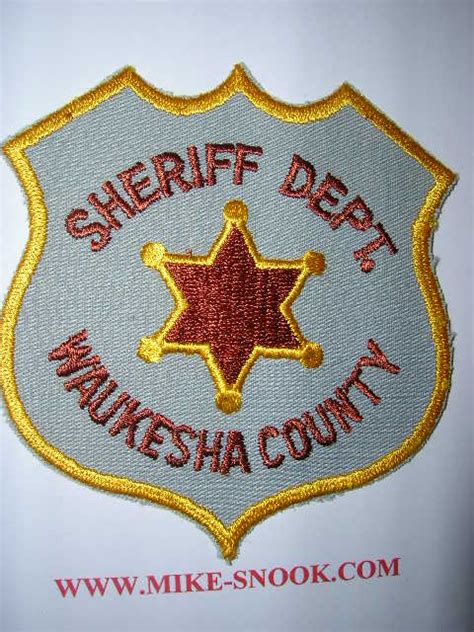 Mike Snook's Police Patch Collection - State of Wisconsin