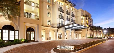 The Alfond Inn, 300 E New England Ave, (***) ***-****