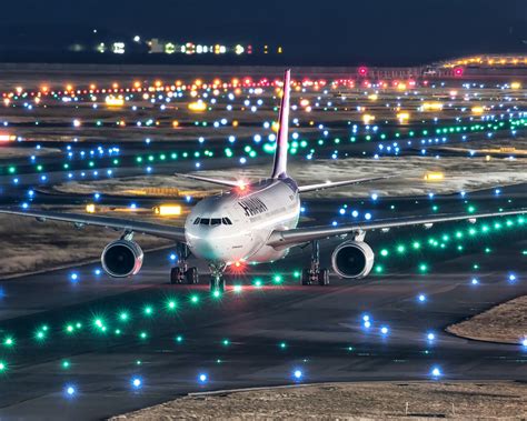 壁紙 日本、関西国際空港、エアバスA330-200飛行機、夜間 1920x1200 無料のデスクトップの背景, 画像