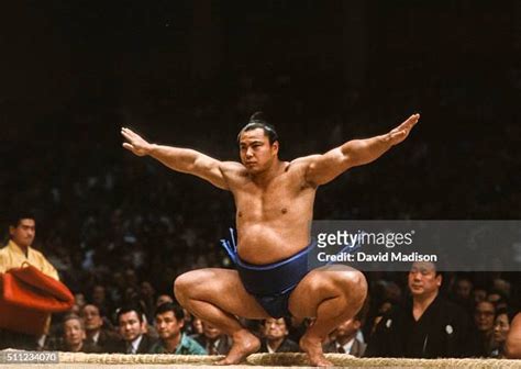 308 Chiyonofuji Photos & High Res Pictures - Getty Images