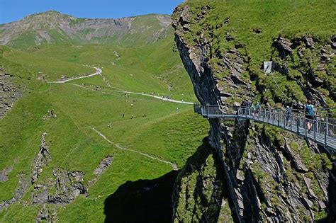 How to Visit First Cliff Walk in Grindelwald