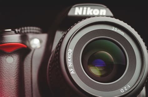 Best 35mm Lenses For Nikon Cameras | Lensandshutter