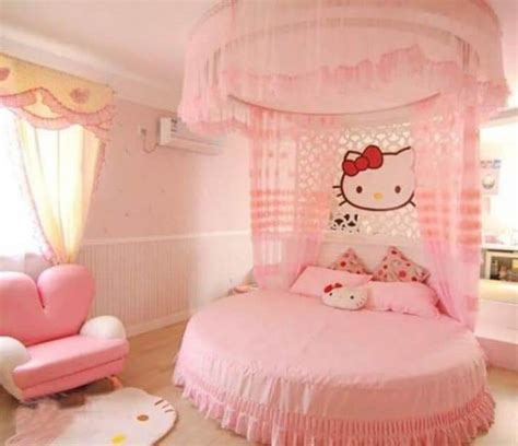 25 Adorable Hello Kitty Bedroom Decoration Ideas for Girls