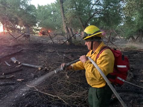 Bernalillo County Fire Dept. contains fire in bosque | KRQE News 13