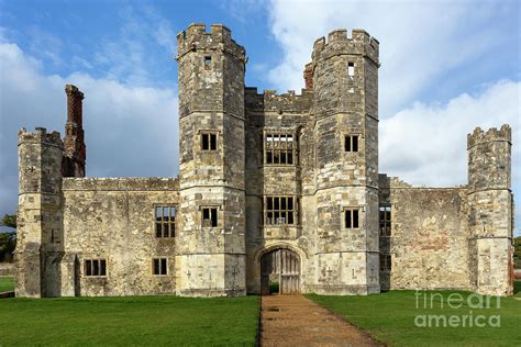 Titchfield Abbey, Hampshire Photograph by Andy Glenn