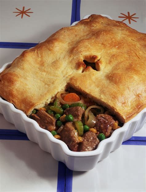 Easy Beef Pot Pie With Leftover Beef and Frozen Veggies | Recipe | Beef ...