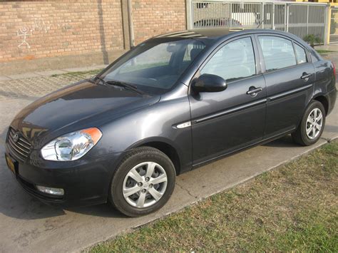 2008 Hyundai Accent - Information and photos - MOMENTcar