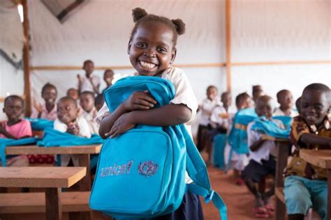 Vêtement solidaire avec l'unicef | Julie Laurent