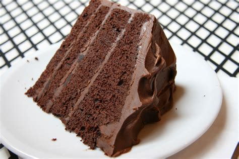 Barcomi's Deli: Devil's Food Cake - Berlin Love