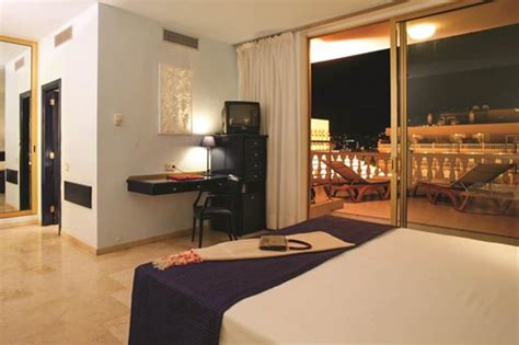 Cleopatra Palace Hotel - Playa De Las Americas hotels | Jet2holidays